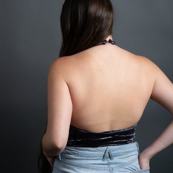 Charcoal Velvet Bodysuit by Forever 21 - Picture 9 of 11